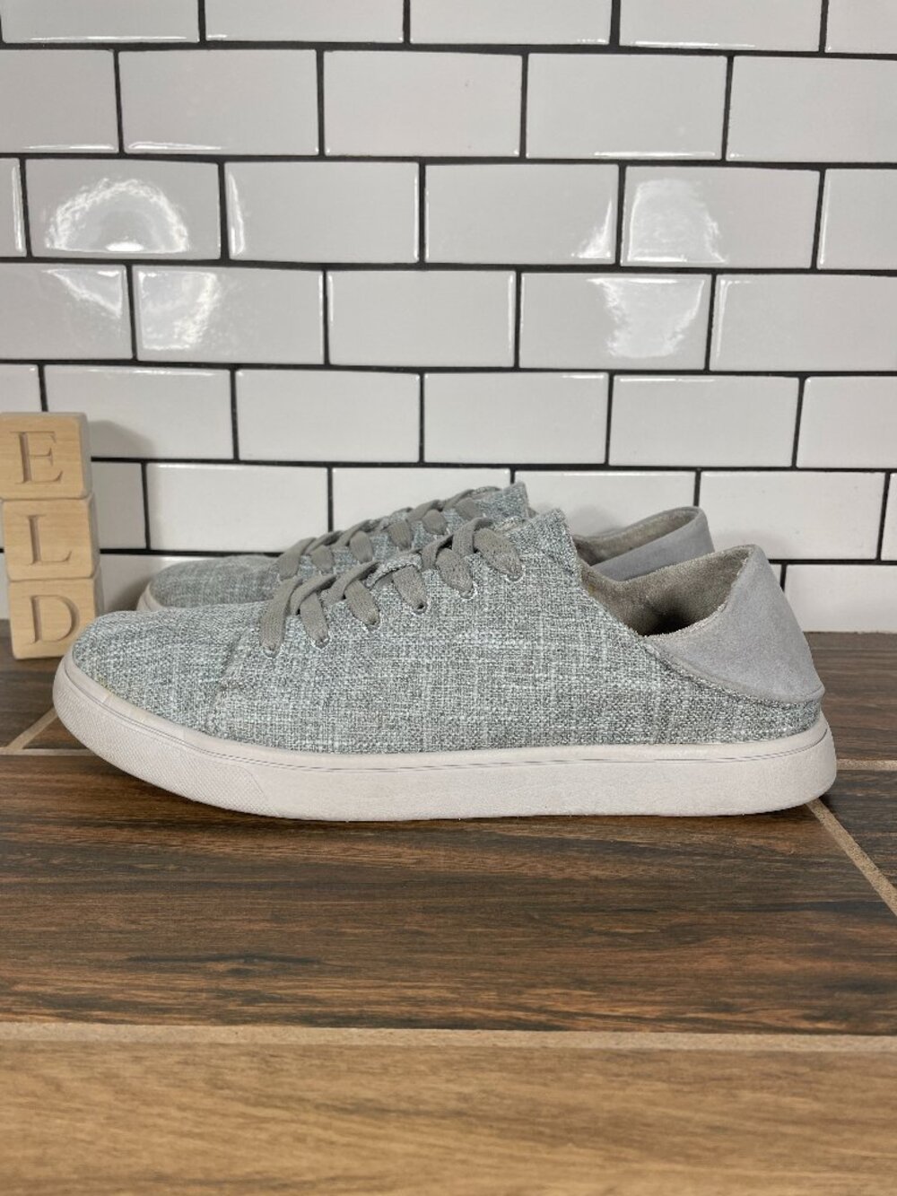 BareTraps Liam Shoes Mens Size 8.5 Gray Drop In Heel Casual Low Top Sneakers